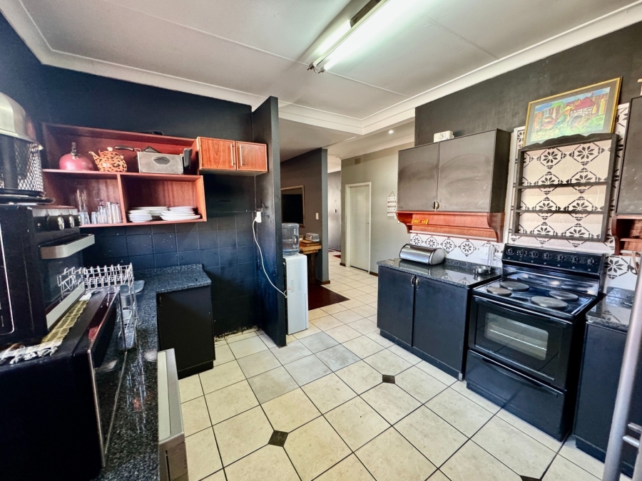 4 Bedroom Property for Sale in Potchefstroom North West